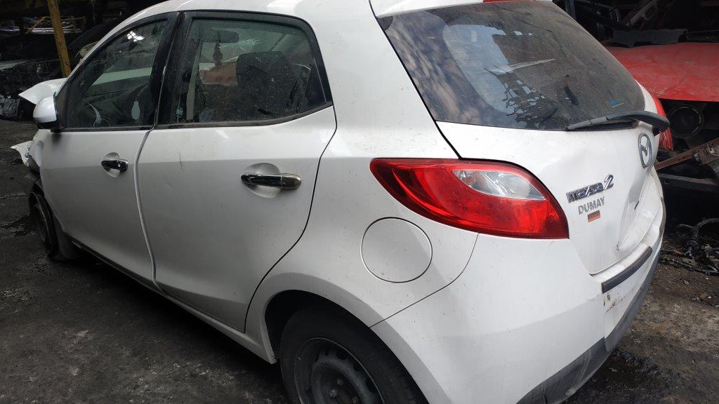  Mazda 2 2011    EN DESARME